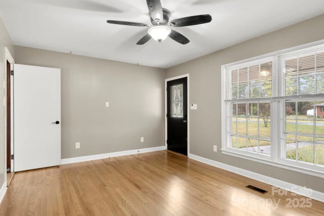 8915 Wedgewood Drive, Huntersville