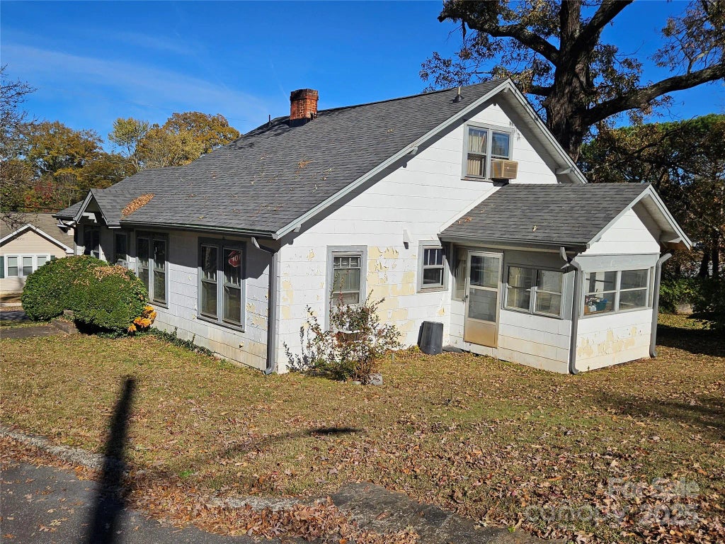 101 Edgewood Avenue, Morganton