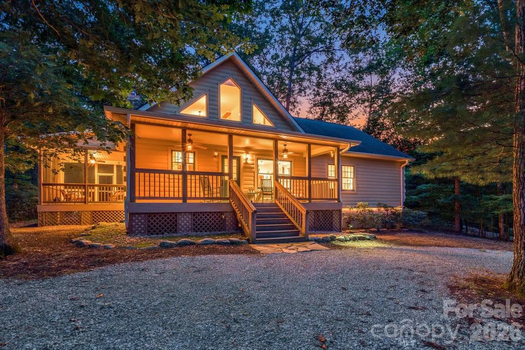240 Ravenswood Drive, Marion
