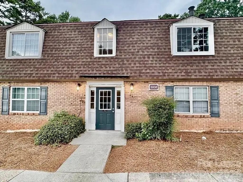 5808 Hunting Ridge Lane A, Charlotte