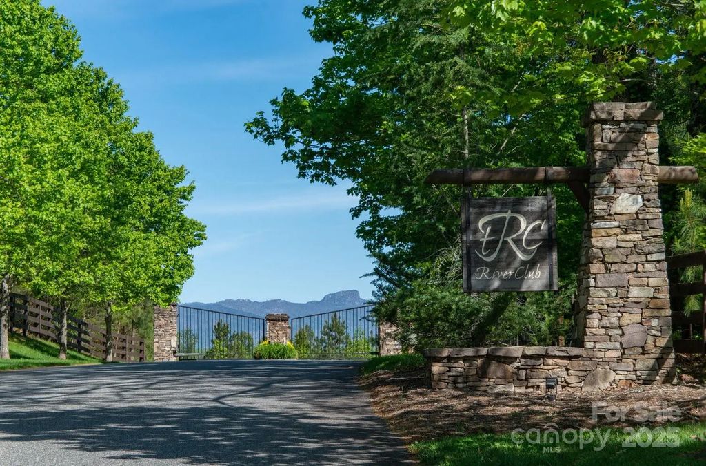 1227 River Club Drive, Morganton
