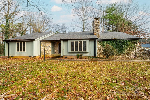 3250 15th Street Ne, Hickory