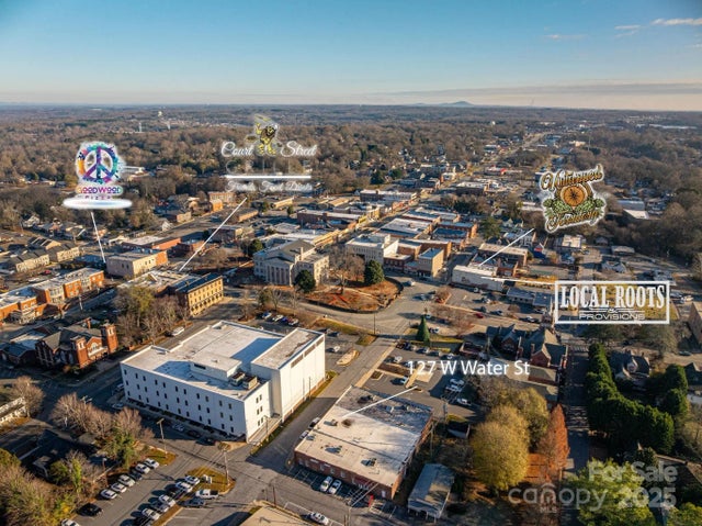 127 W Water Street, Lincolnton