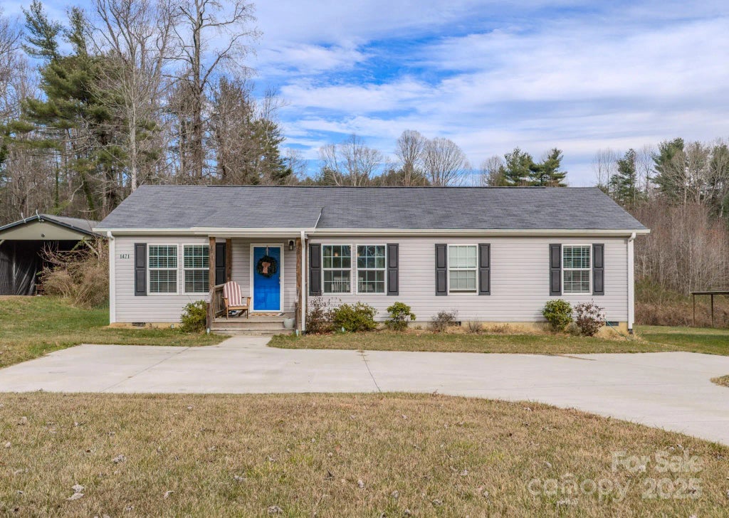 1471 Howard Gap Loop Road, Flat Rock