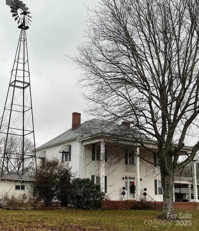 526 W Houstonville Road W 2, Hamptonville