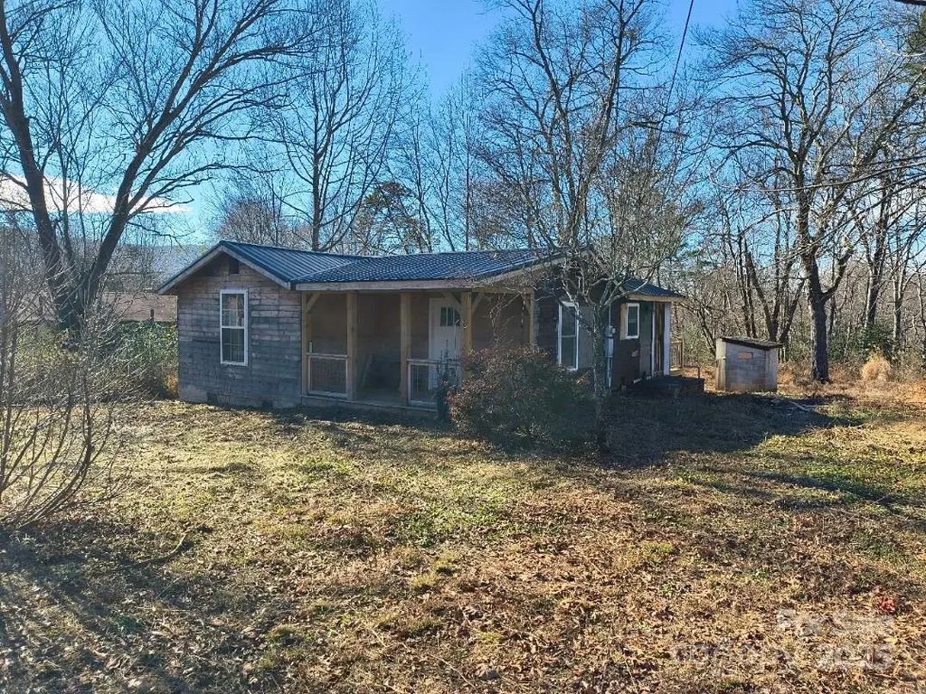 28 Pearl Street, Black Mountain