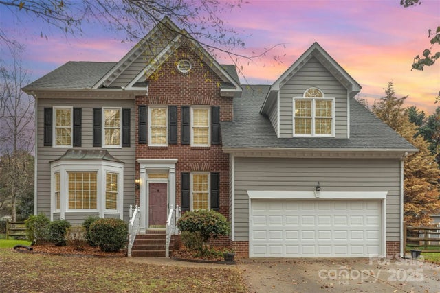 1210 Foxfield Road, Waxhaw