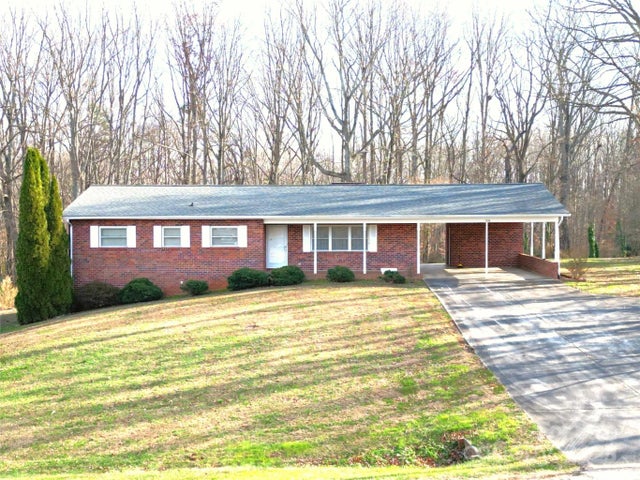 1336 Mocksville Highway, Statesville