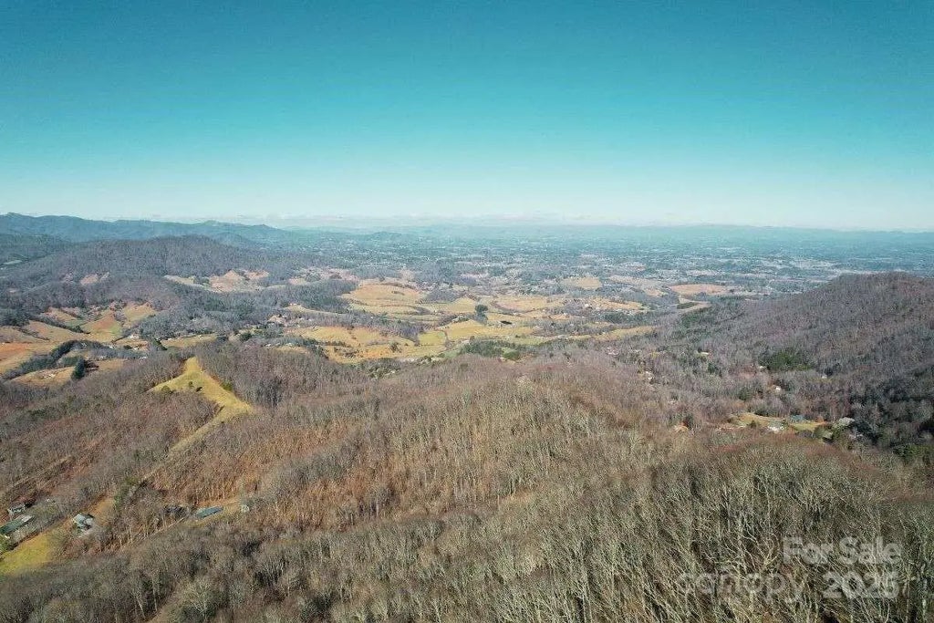 9999 Hookers Gap Road, Leicester