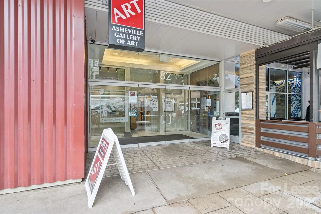 82 Patton Avenue 203, Asheville