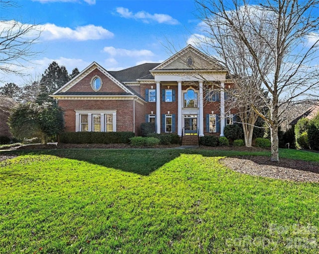 2214 Highland Forest Drive, Waxhaw