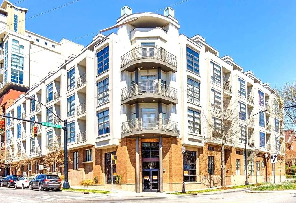 525 E 6th Street 308, Charlotte