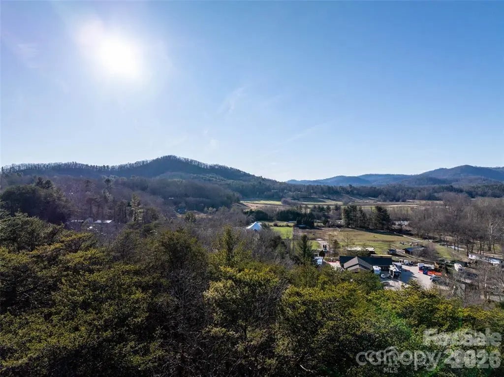 477 Rowland Road, Swannanoa