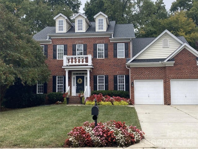 8403 Tintinhull Lane, Waxhaw