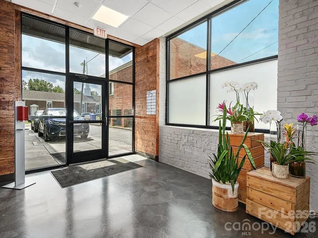 101 Allen Street E 210, Hendersonville