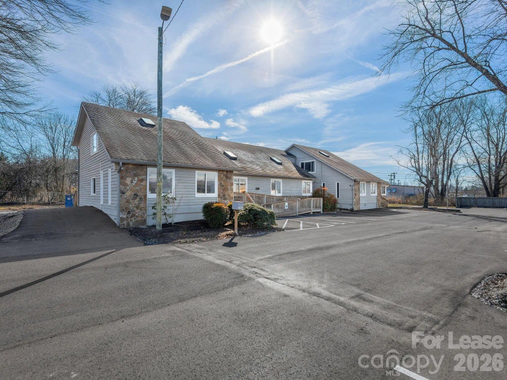 5030 Hendersonville Road, Fletcher