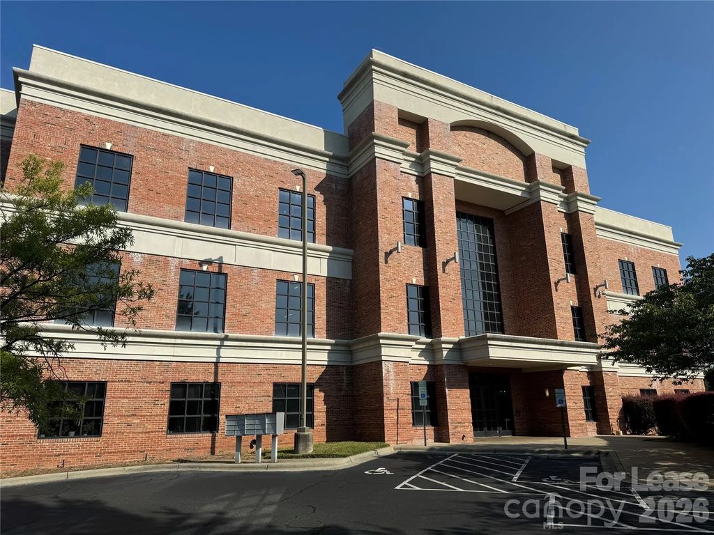 19520 W Catawba Avenue, Cornelius