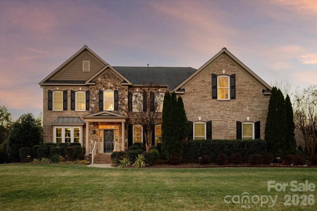 840 Wandering Way Drive, Marvin