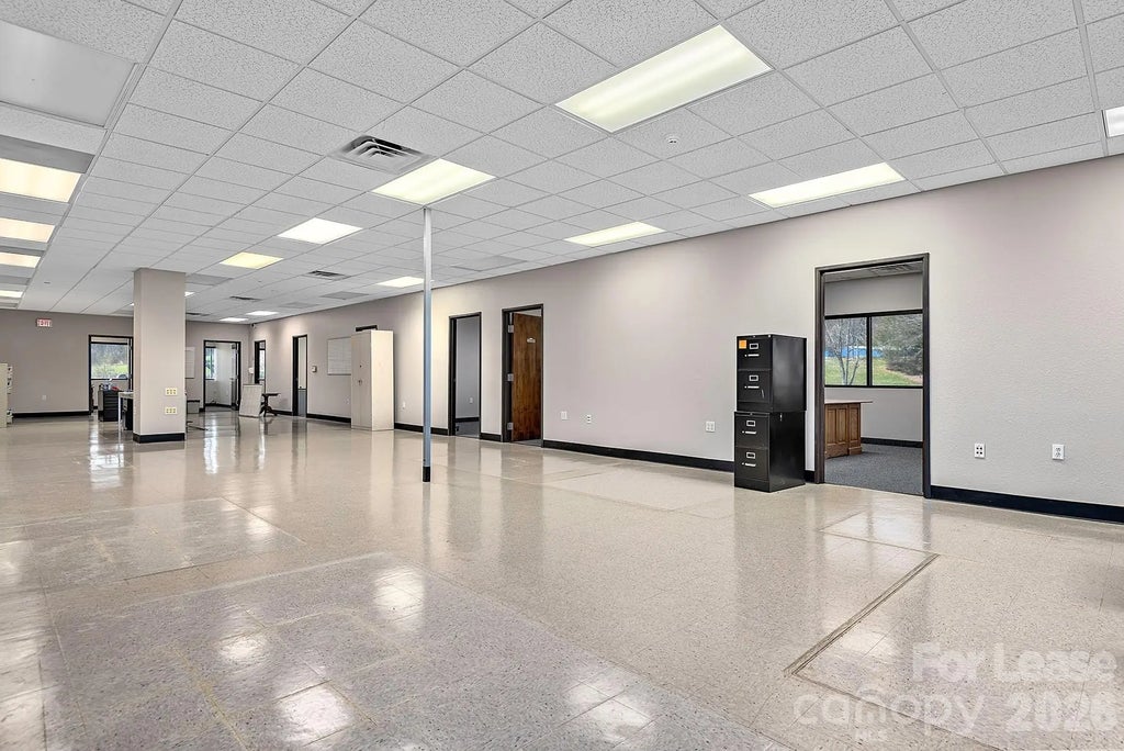 2 Trident Drive Entire Bldg, Arden