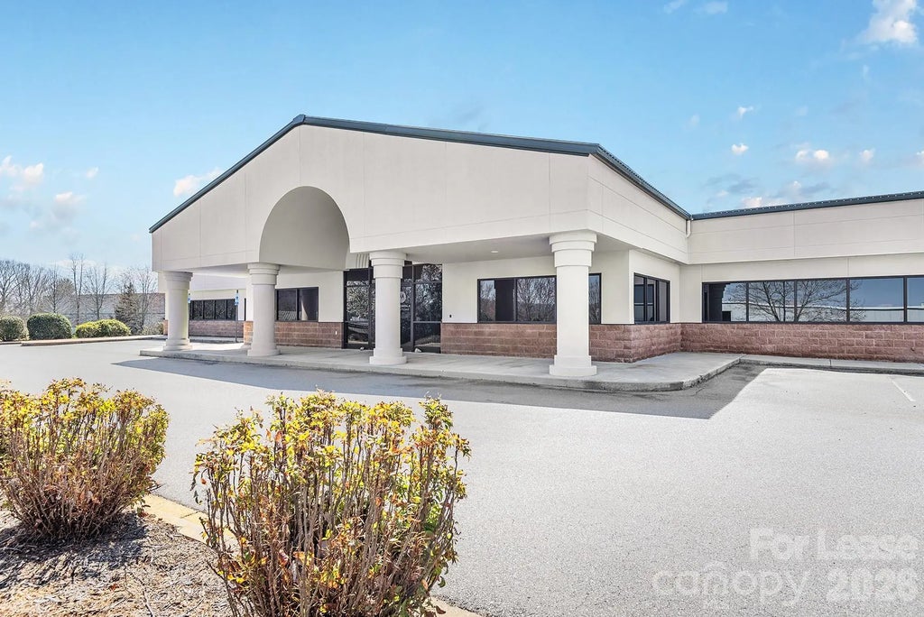 2 Trident Drive Unit 400, Arden