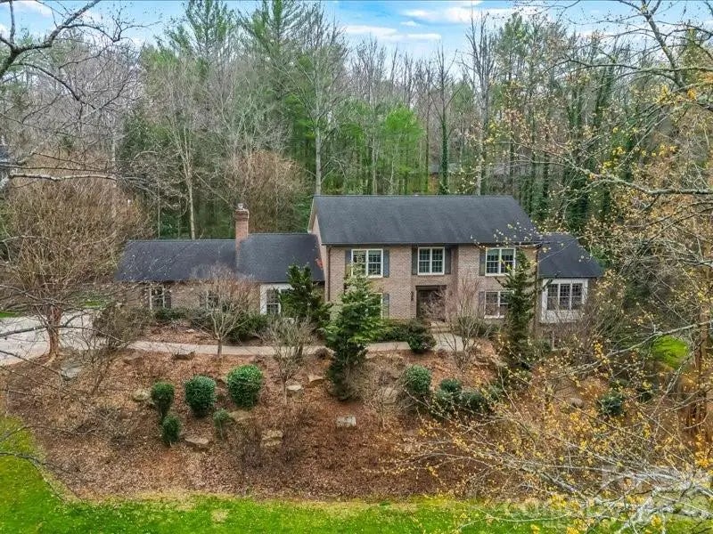 112 Parkland Street, Morganton