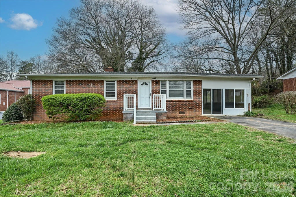 1640 Eaves Road, Shelby