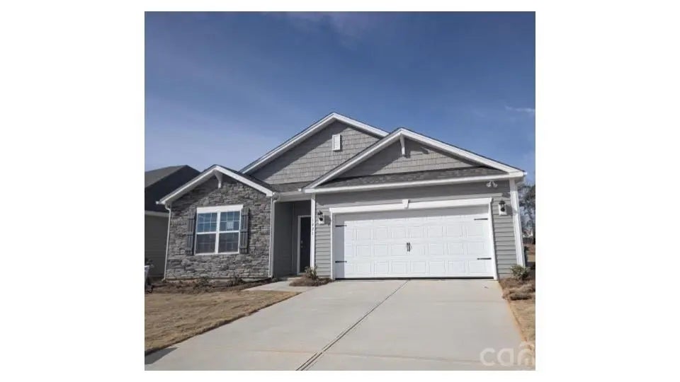 1421 6th Street Ne, Hickory