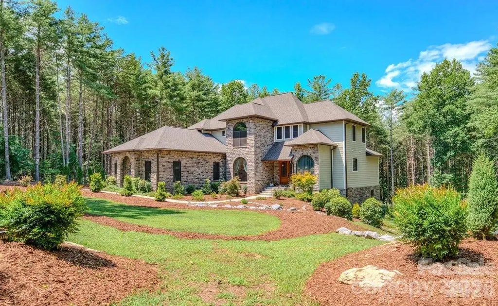 1416 Southpointe Drive 67, Morganton