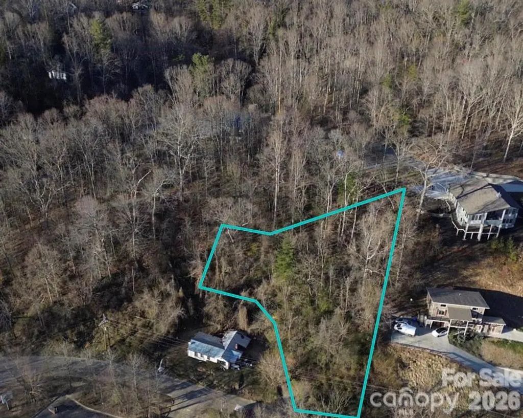 18 Governors View Road, Asheville