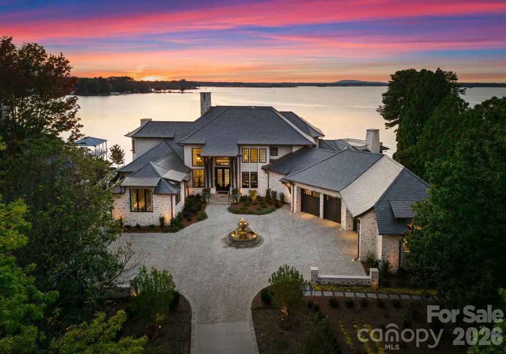 19125 Peninsula Point Drive, Cornelius