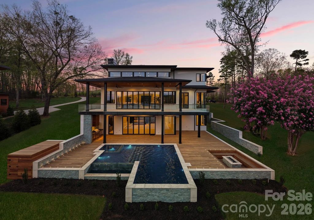 6000 Midsomer Road, Charlotte
