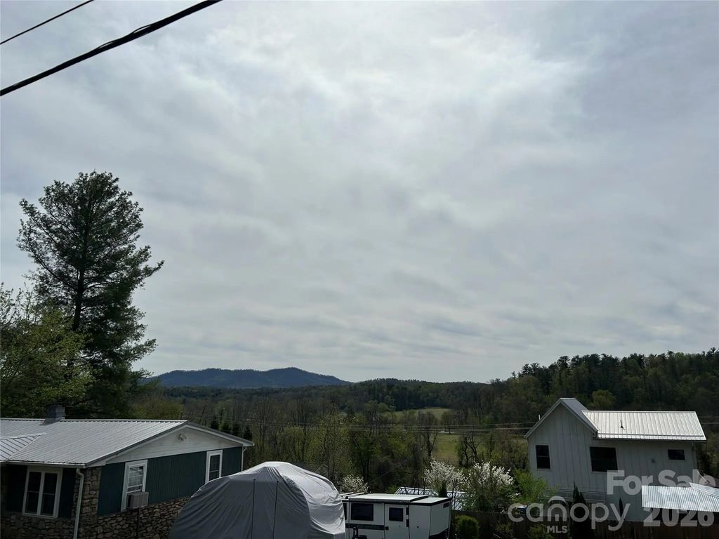 99999 Lamb Avenue 2, Asheville