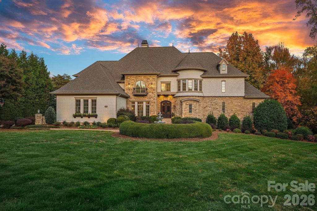 119 S Longfellow Lane, Mooresville