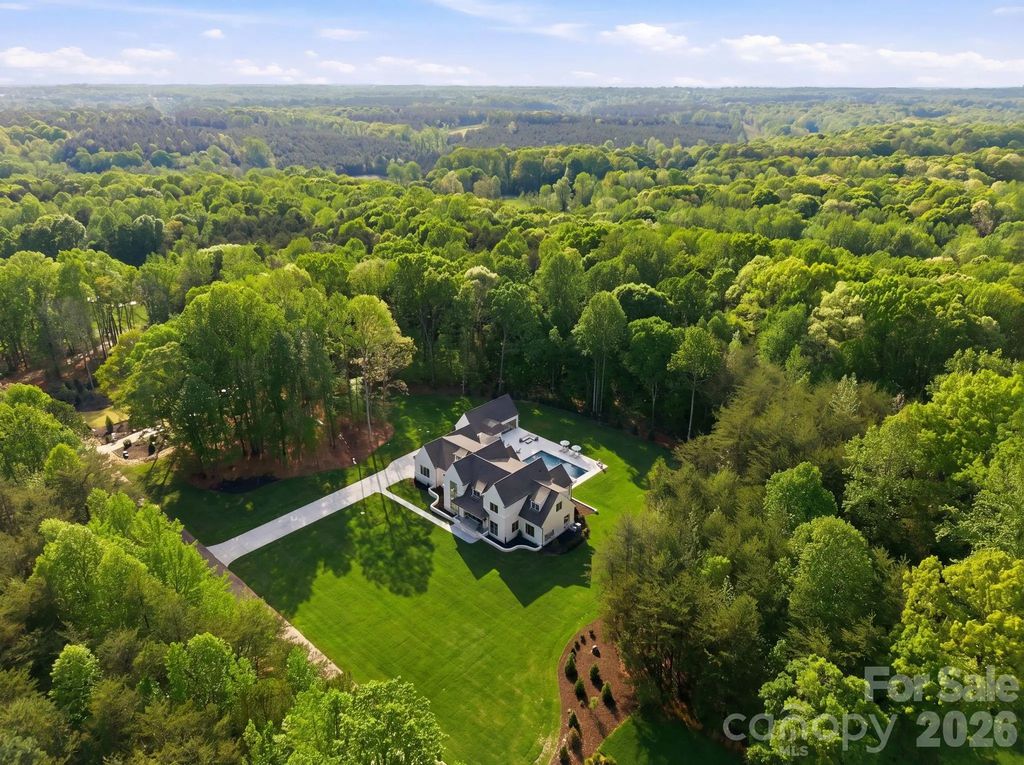 3035 Maple Way Drive, Davidson