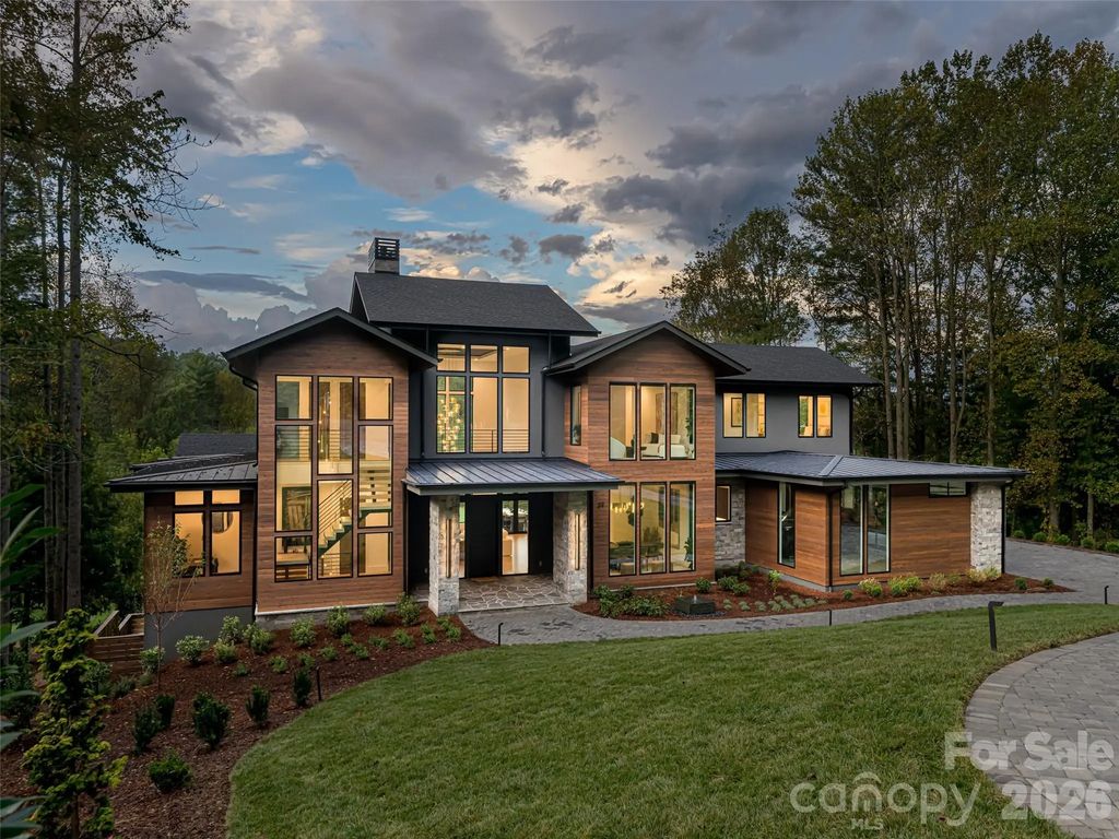 39 Bear Flower Trail, Arden