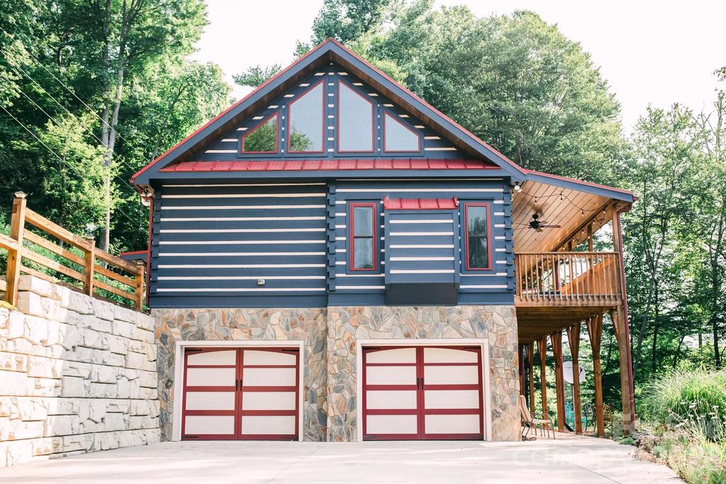 11 Sugar Maple Drive, Black Mountain