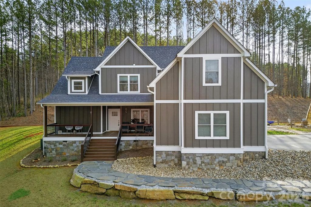 201 Wright Road, Marion