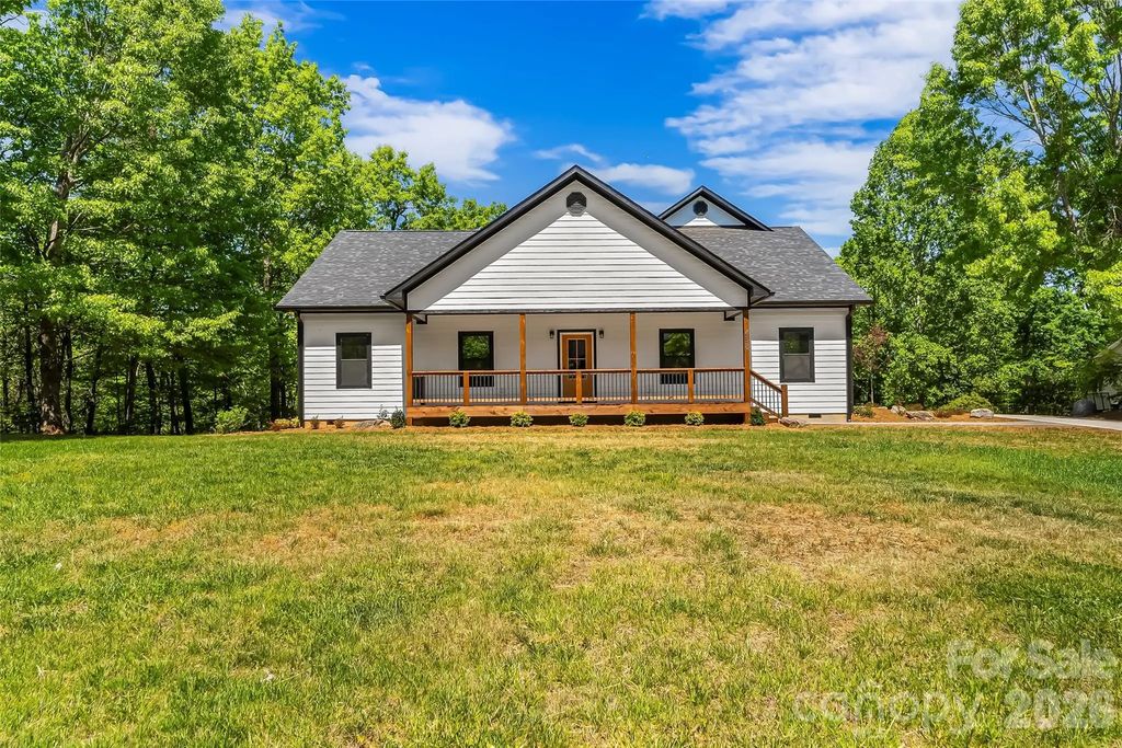 438 Plantation Drive, Marion