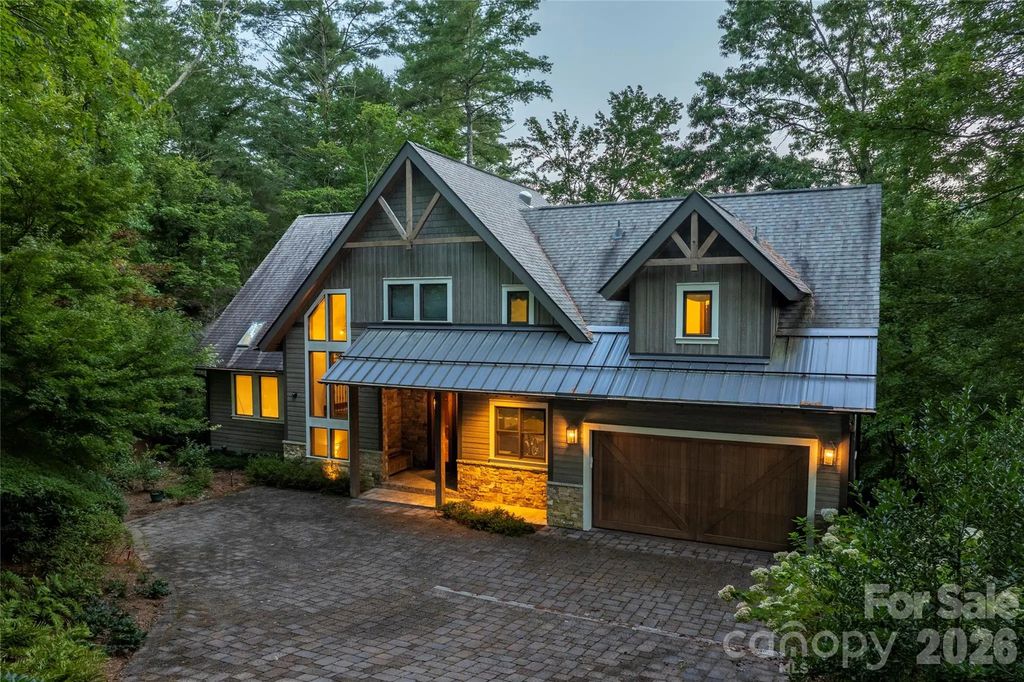 64 Bee Tree Way, Lake Toxaway