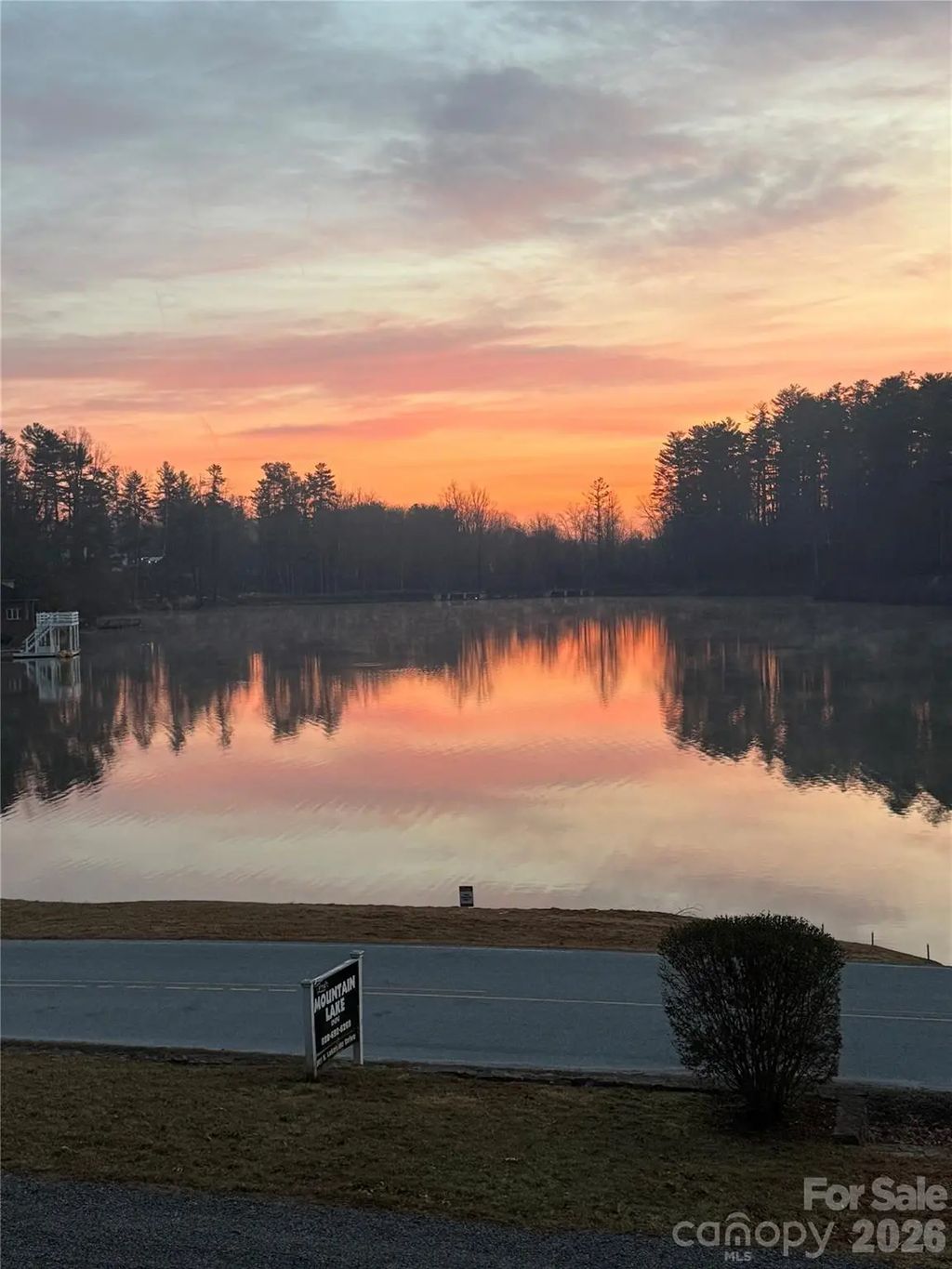 139 Oscelake Way, Hendersonville
