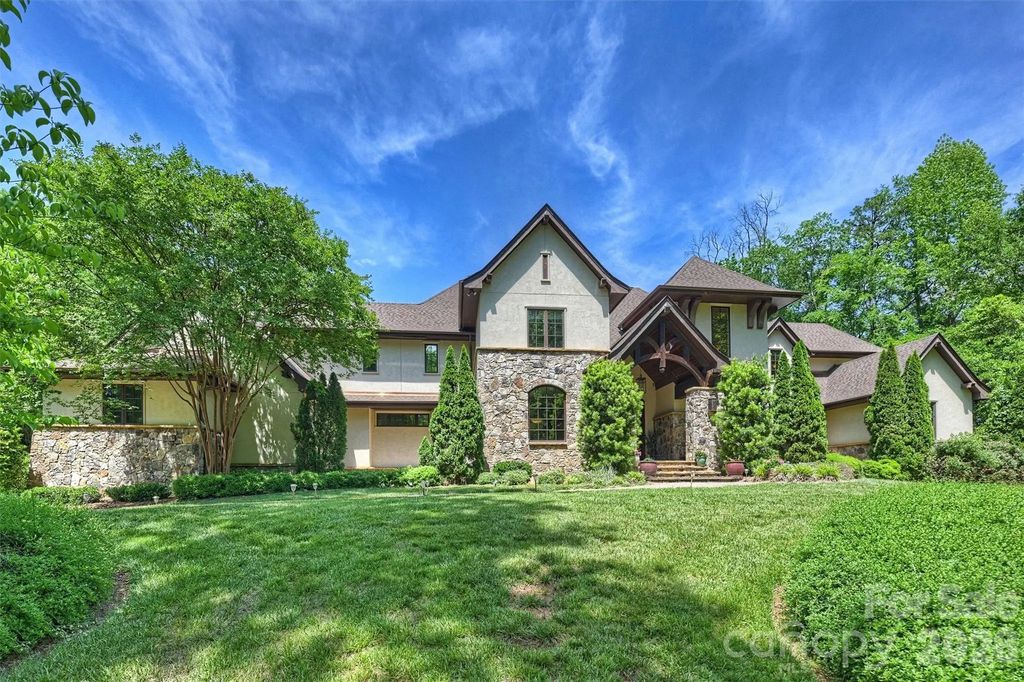 4901 Carmel Park Drive, Charlotte
