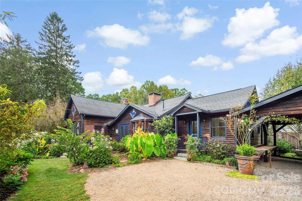 528 Padgettown Road, Black Mountain