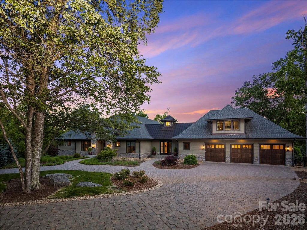 334 Walnut Valley Parkway, Arden