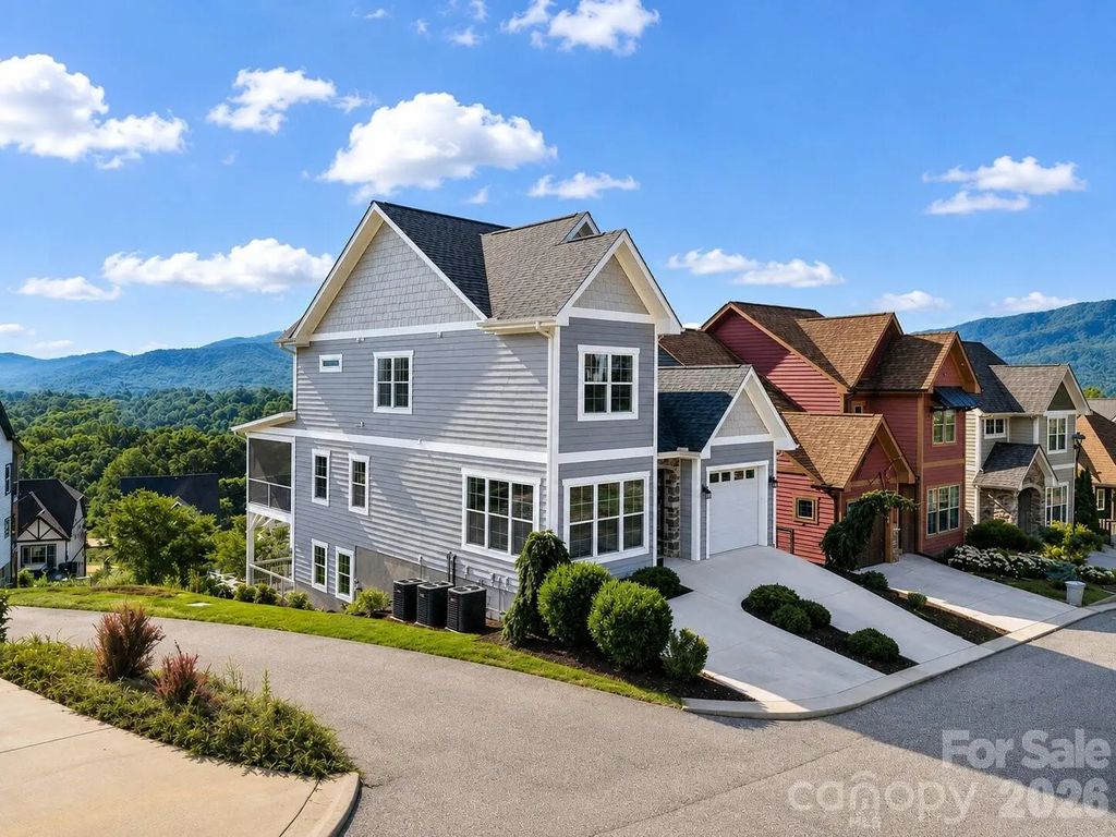 66 Tudor Way, Black Mountain