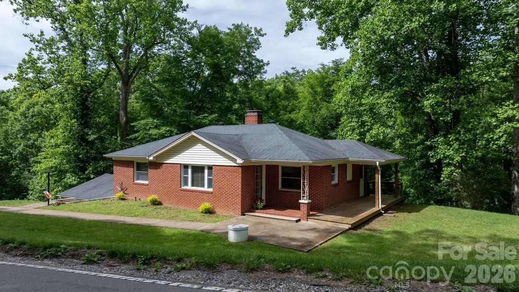 4073 Nc 226a Highway, Marion