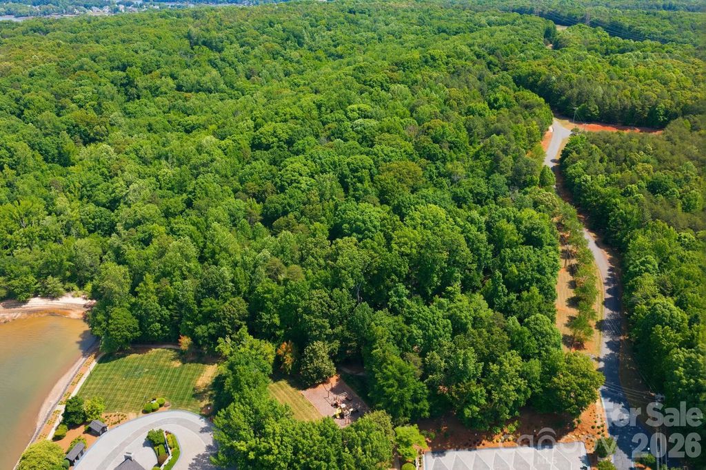 9719 Nine Eagles Lane, Charlotte