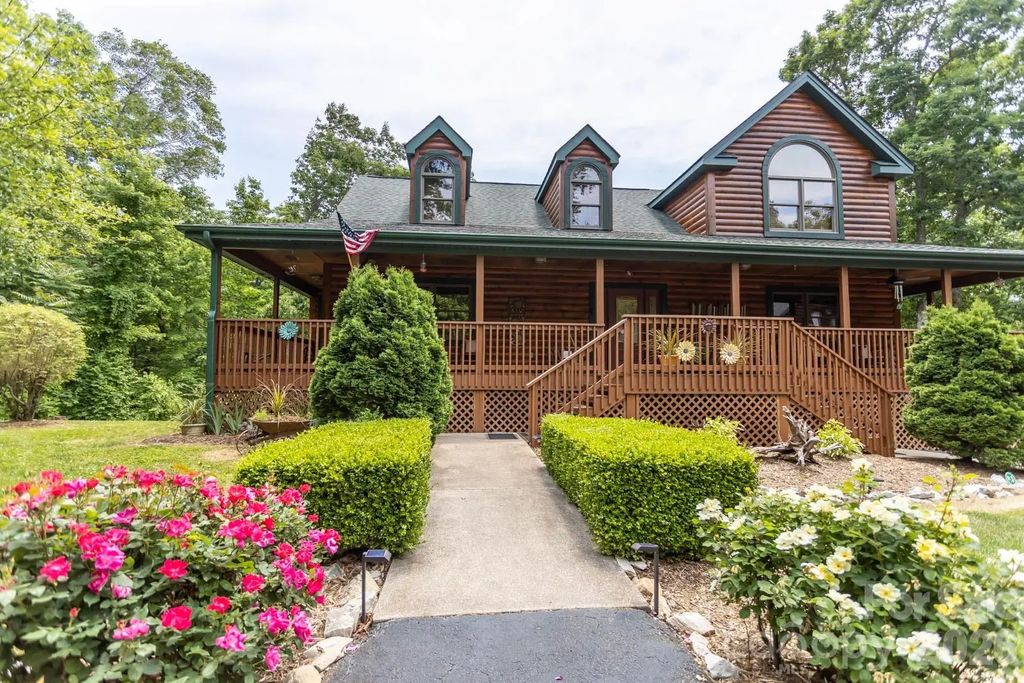110 Mountain Crest Drive S, Marion