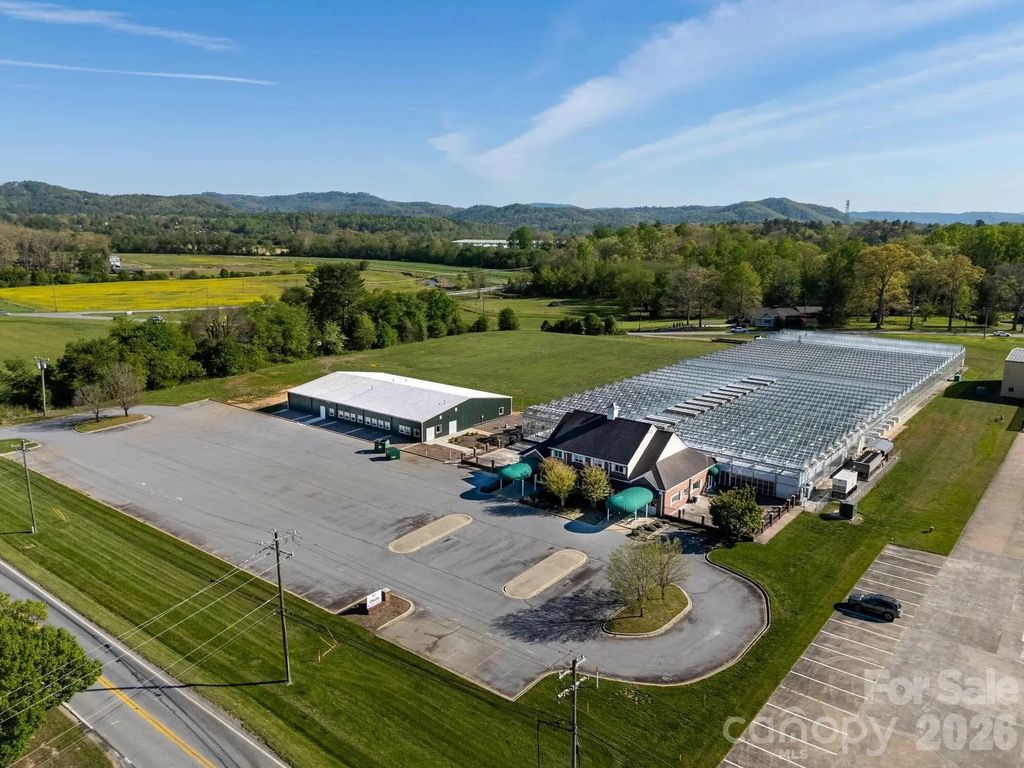 4076 Haywood Road, Mills River
