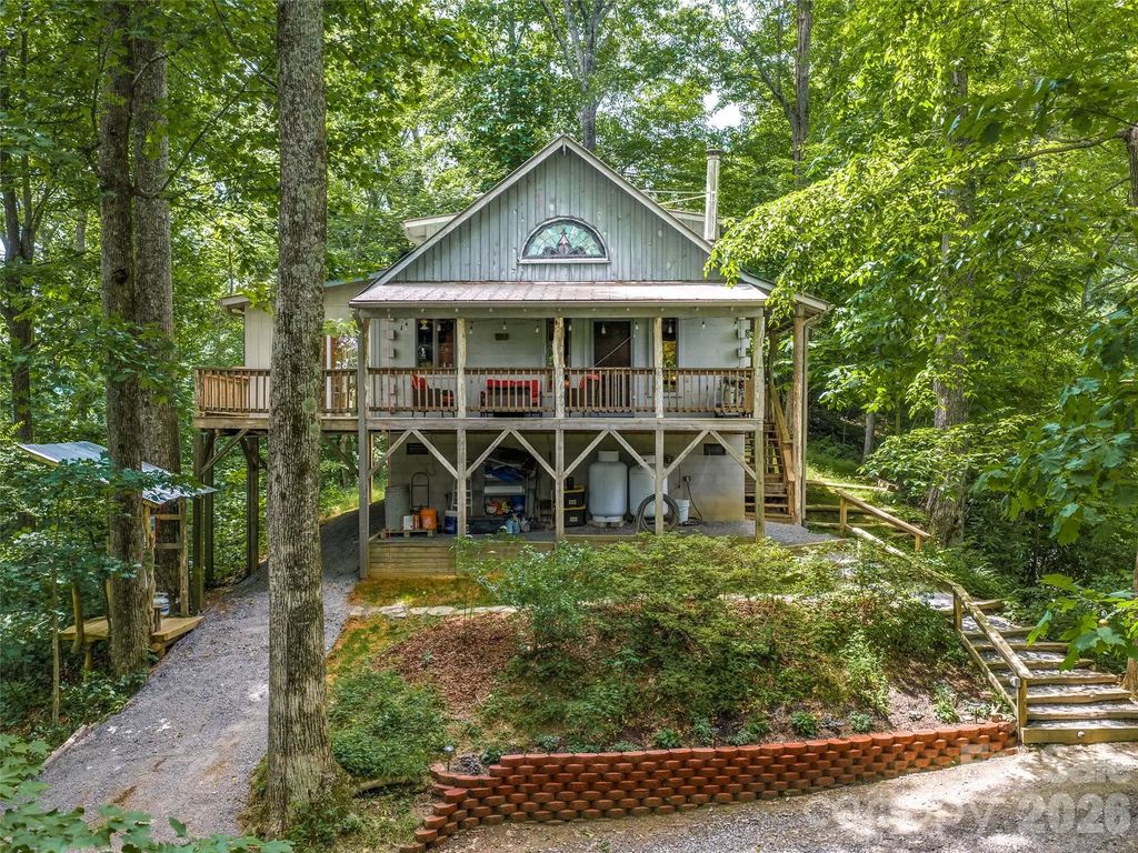 520 Patricia Road, Black Mountain