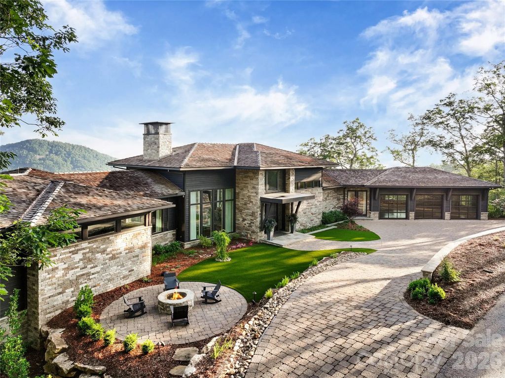 510 Cloud Top Way, Arden